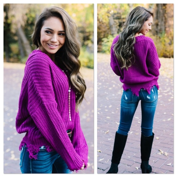 Magenta Frayed V-Neck Distressed Sweater - Picture 3 of 7
